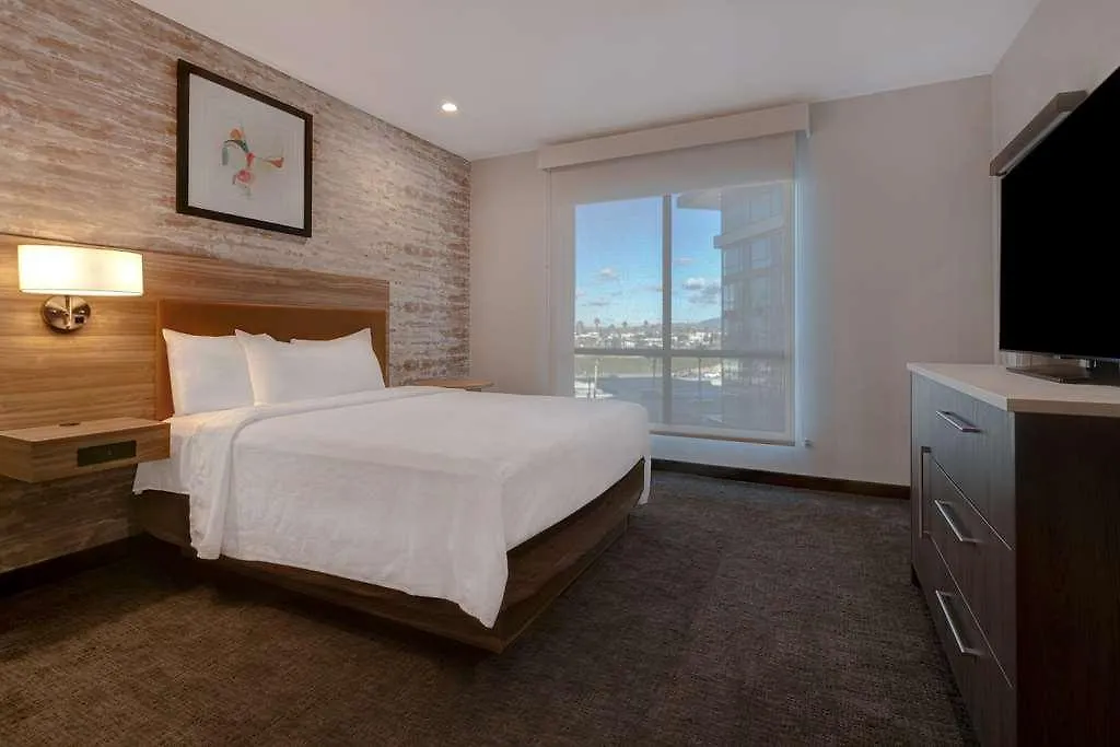 Hotel Home2 Suites By Hilton Anaheim Resort